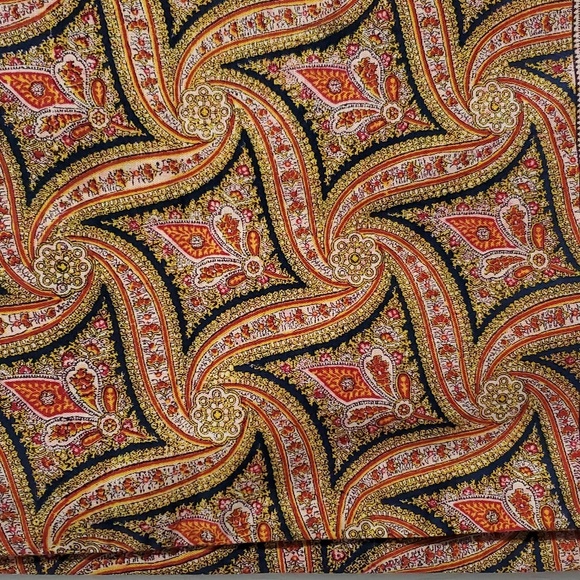 Holliday & Brown Vintage Paisley Patterned Scarf w/Navy Border Sz 11.25"W X 54"L - Picture 7 of 9